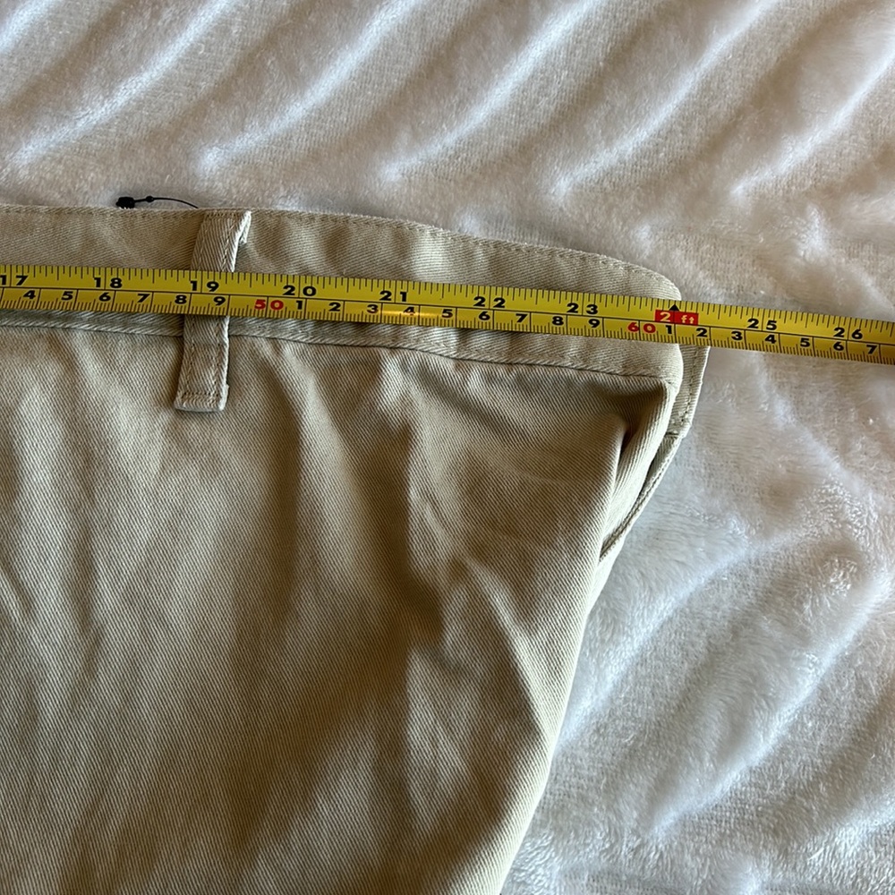 Men’s Dockers Khaki Shorts - Picture 8 of 10